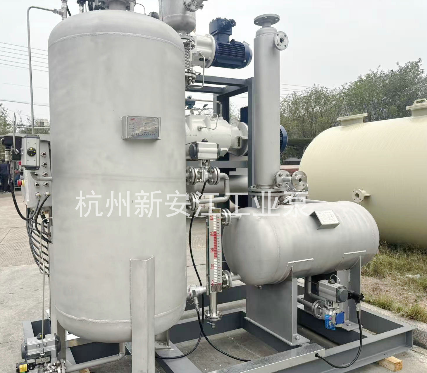 集成化羅茨螺桿真空機組，高效穩(wěn)定，勝任復雜苛刻工藝-杭州新安江工業(yè)泵有限公司 (3)